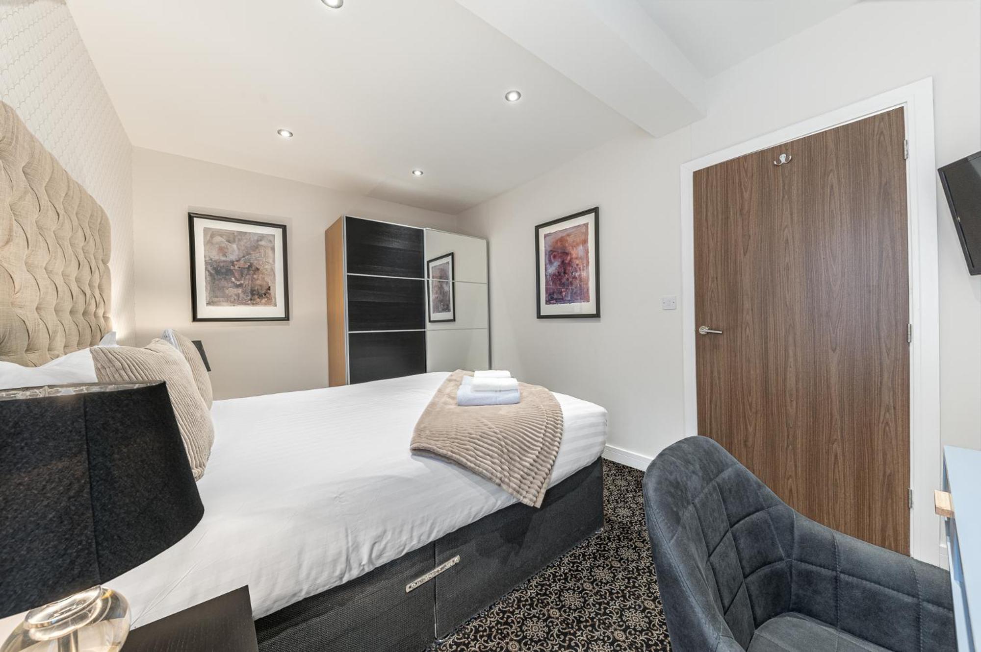 Abbey Apartments Modern Aparthotel For Tourists & Professionals Barrow-in-Furness Bagian luar foto