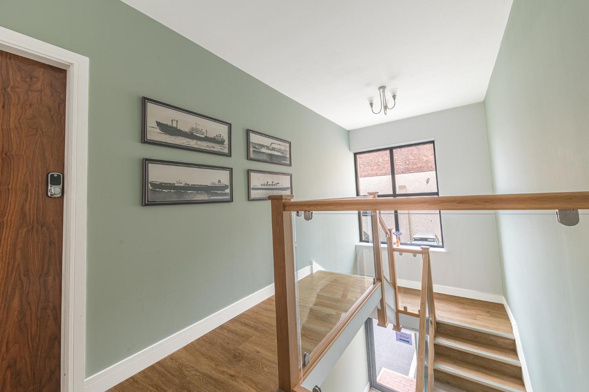Abbey Apartments Modern Aparthotel For Tourists & Professionals Barrow-in-Furness Bagian luar foto