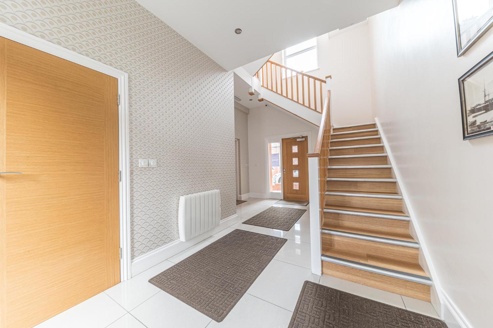 Abbey Apartments Modern Aparthotel For Tourists & Professionals Barrow-in-Furness Bagian luar foto