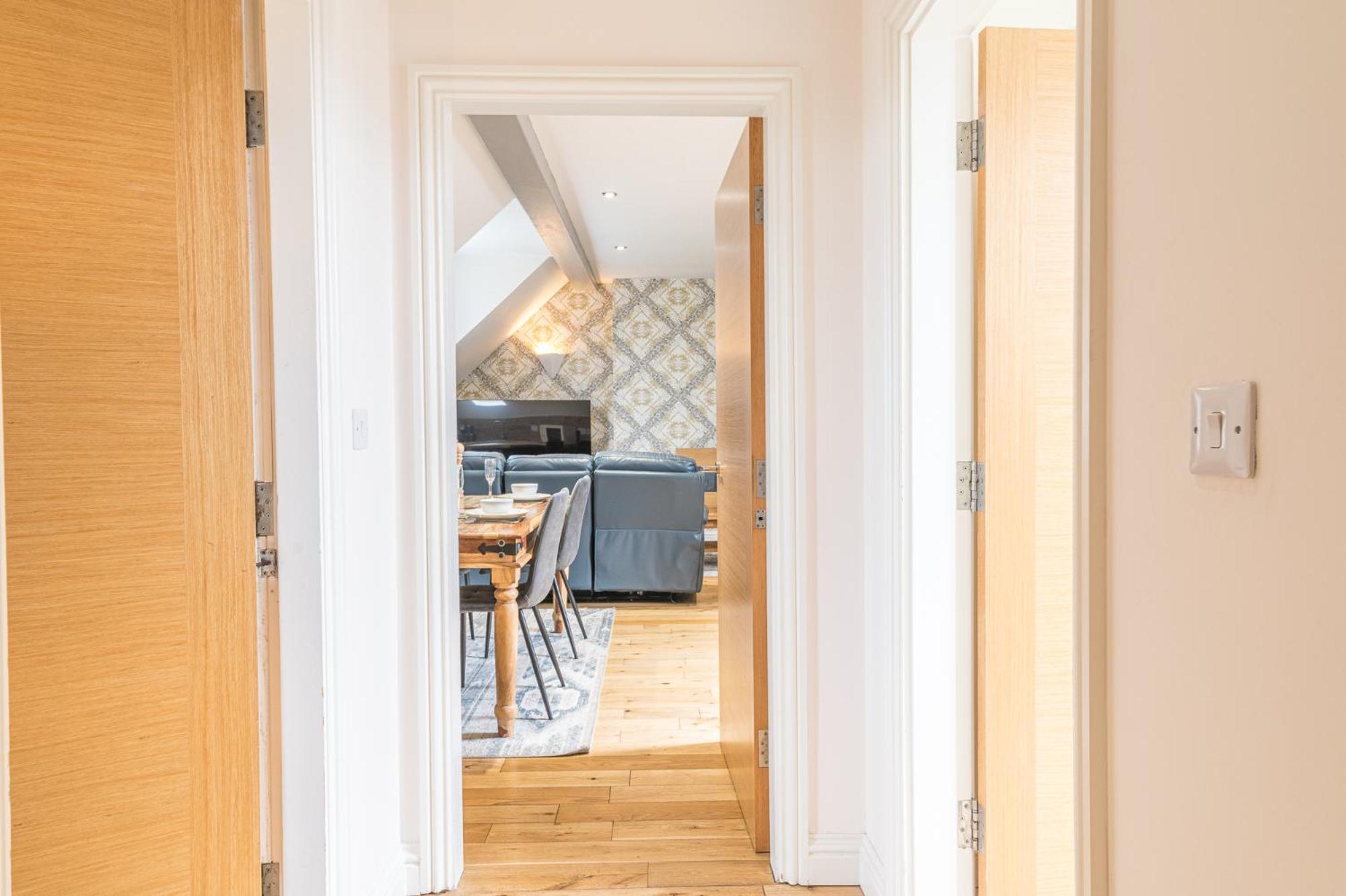 Abbey Apartments Modern Aparthotel For Tourists & Professionals Barrow-in-Furness Ruang foto